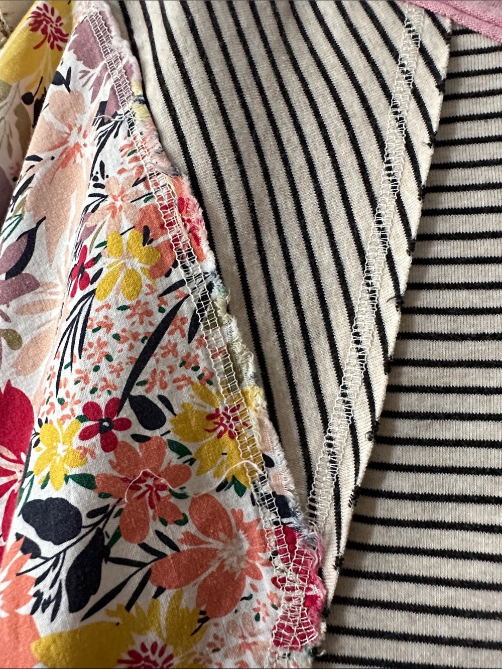 Three Birds Nest Striped Raglan Tunic with Floral Panels size Small - Picture 5 of 5